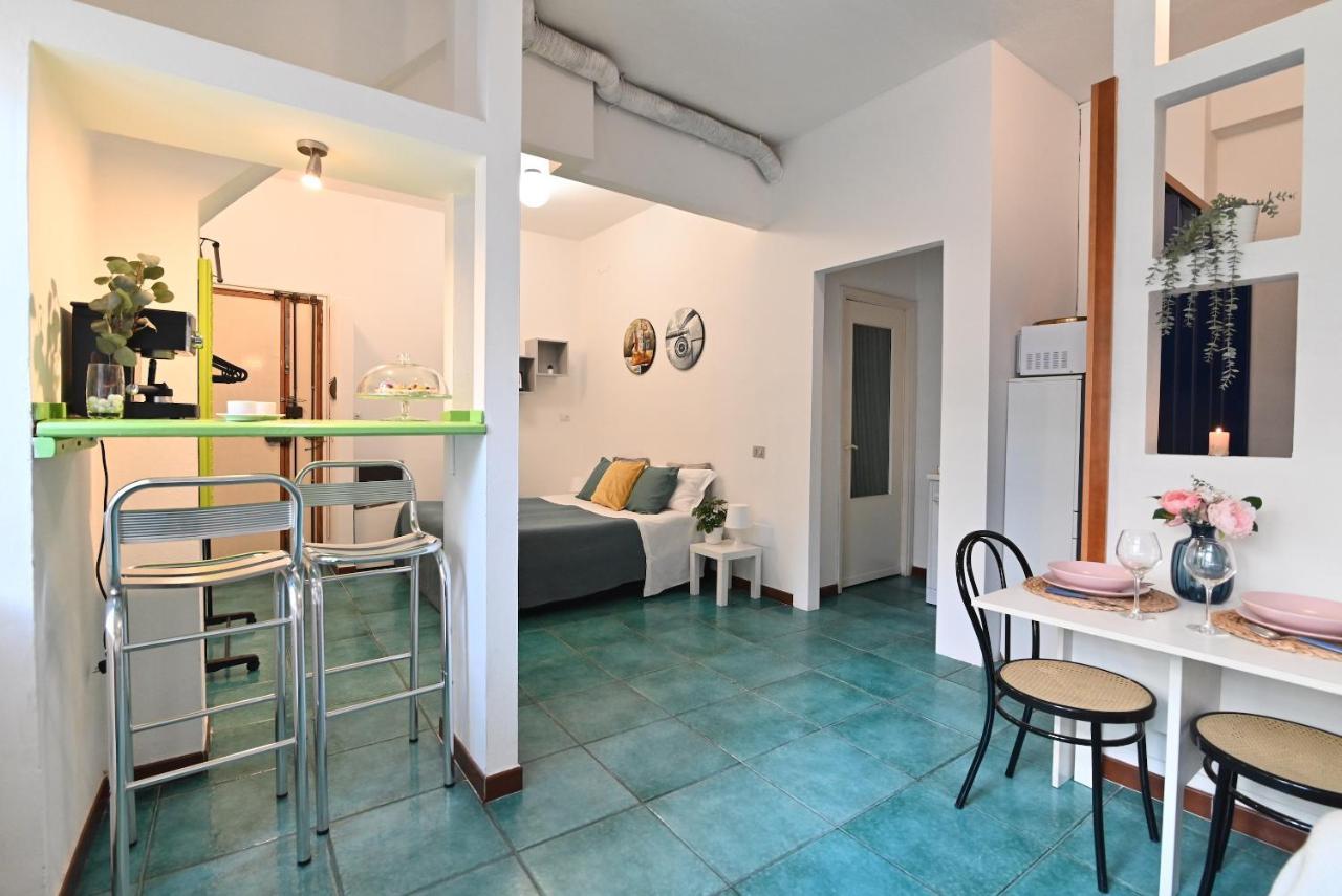 Izzhome Apartment